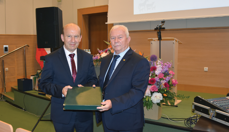 80 lat troski o zdrowie zwierząt i ludzi – jubileusz PIWet-PIB w Puławach