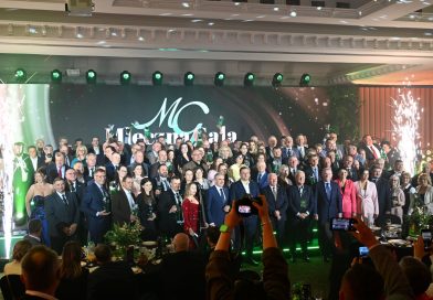 Krajowa elita producentów mleka. Liderzy wydajności w podziale na wielkość stad Krajowa elita producentów mleka. Liderzy wydajności w podziale na wielkość stad