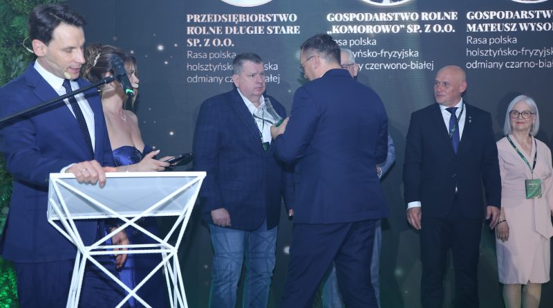 Kryształowe Helisy. Elita polskiej genetyki bydła mlecznego nagrodzona Kryształowe Helisy. Elita polskiej genetyki bydła mlecznego nagrodzona